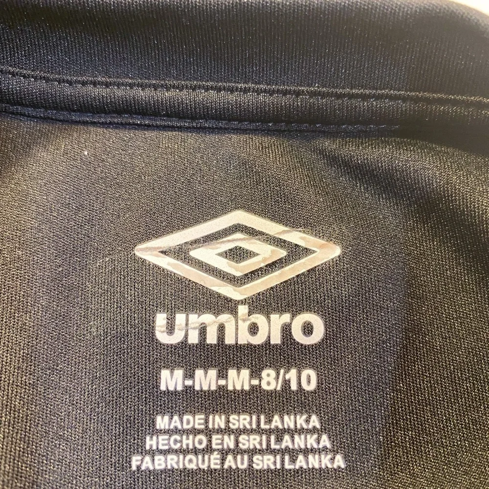 NWOT UMBRO Black T-Shirt Boys Medium